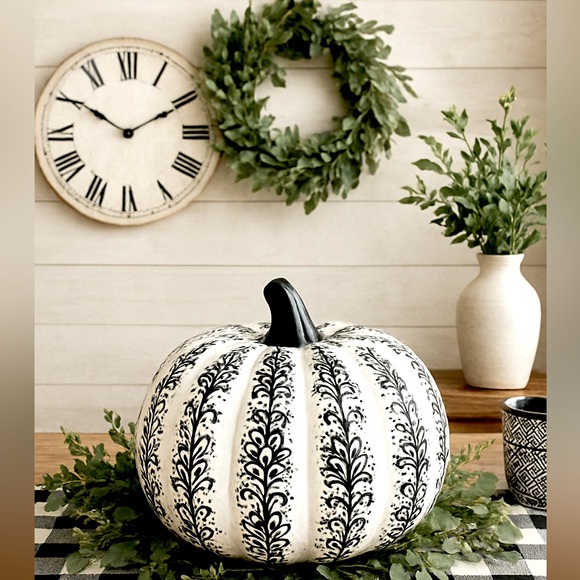 🍁HPx3🍁Black & White Boho Chic Ceramic Pumpkin Decor! NWT - Picture 3 of 16